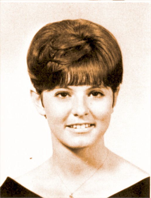 Click for full-sized image of Carolyn Dunn